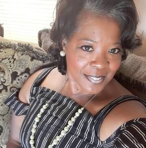 Meet your Posher, Louise